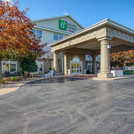 Holiday Inn Express Hotel & Suites Oshkosh - State Route 41 By Ihg Eksteriør bilde