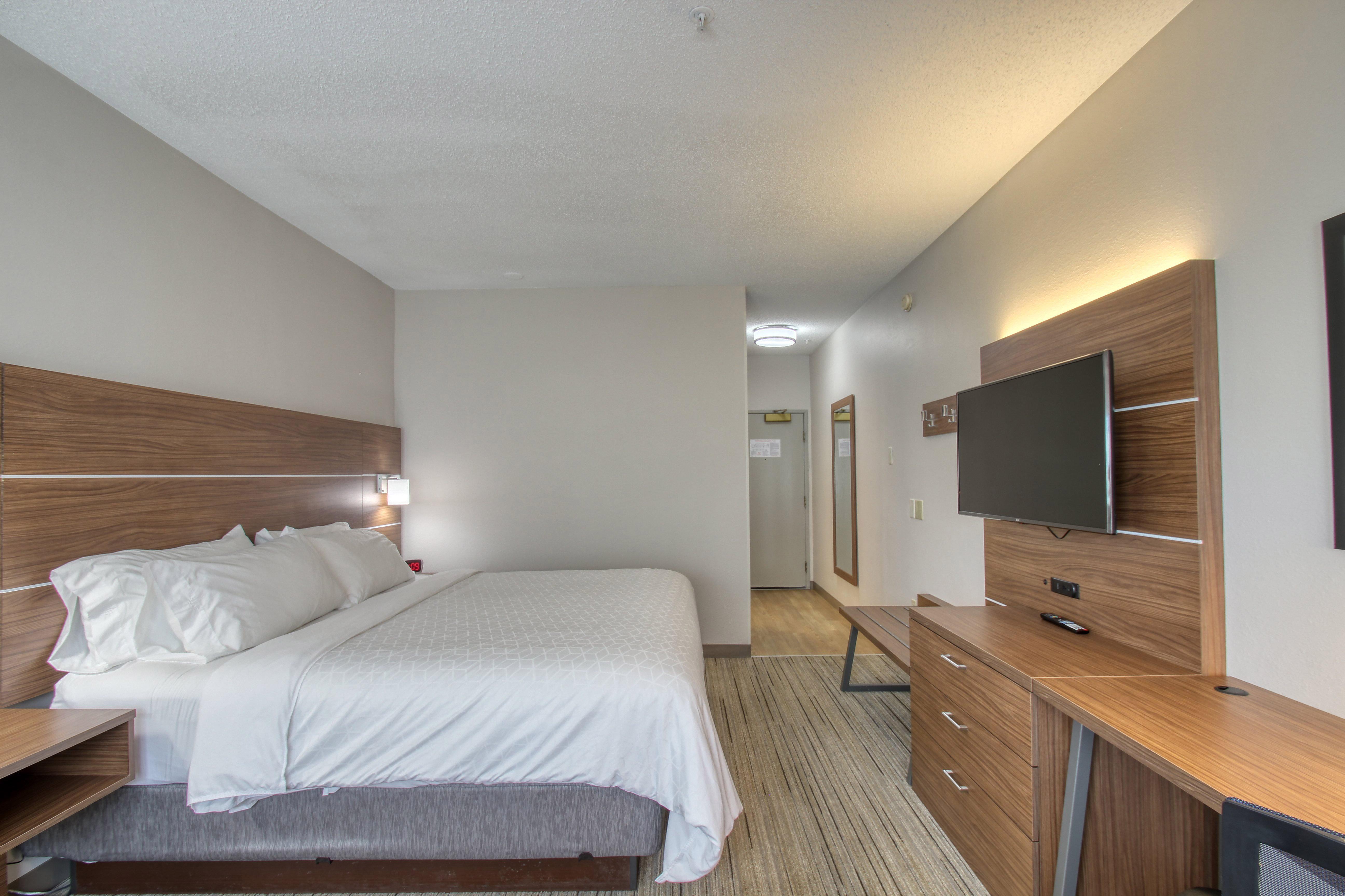 Holiday Inn Express Hotel & Suites Oshkosh - State Route 41 By Ihg Eksteriør bilde