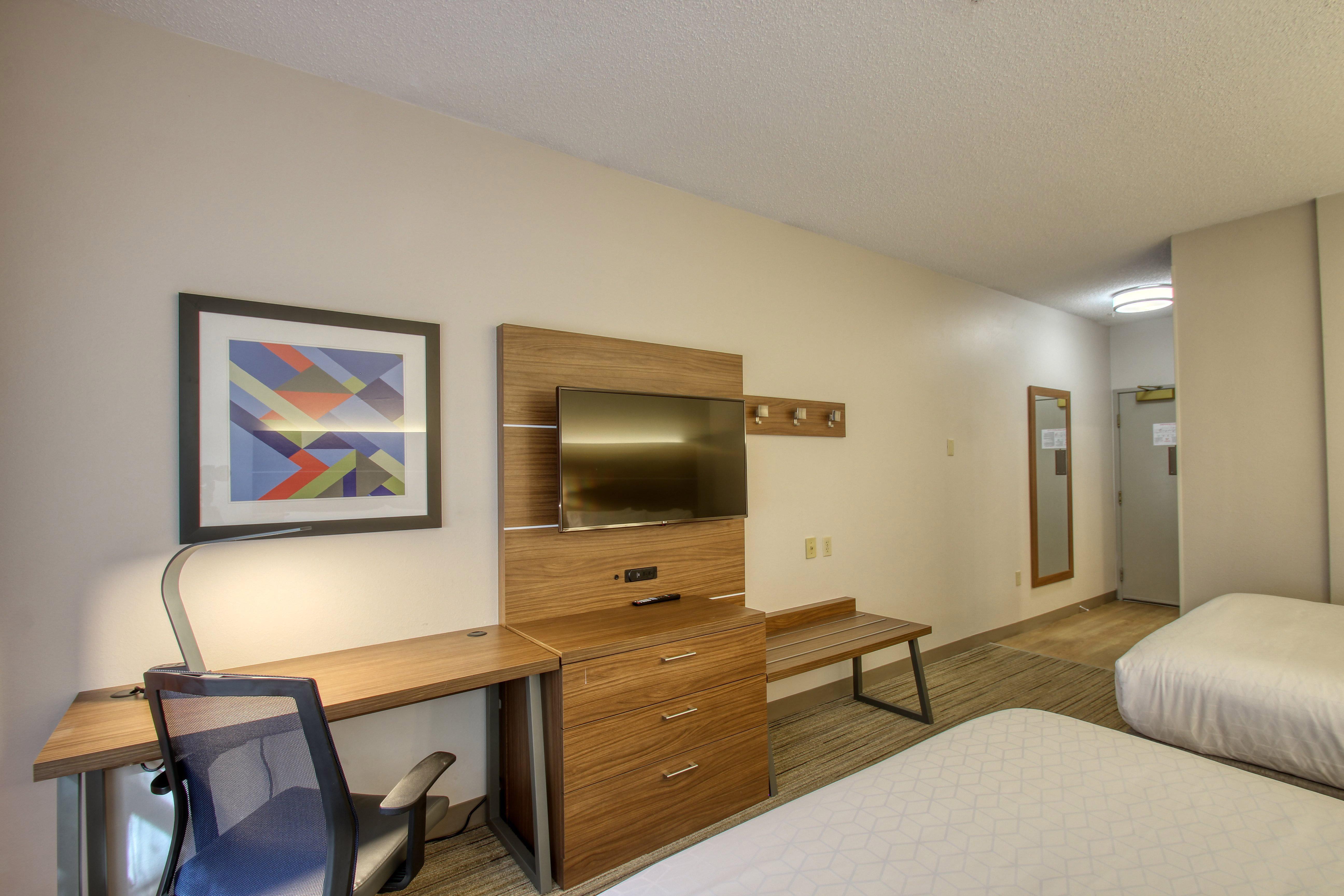Holiday Inn Express Hotel & Suites Oshkosh - State Route 41 By Ihg Eksteriør bilde
