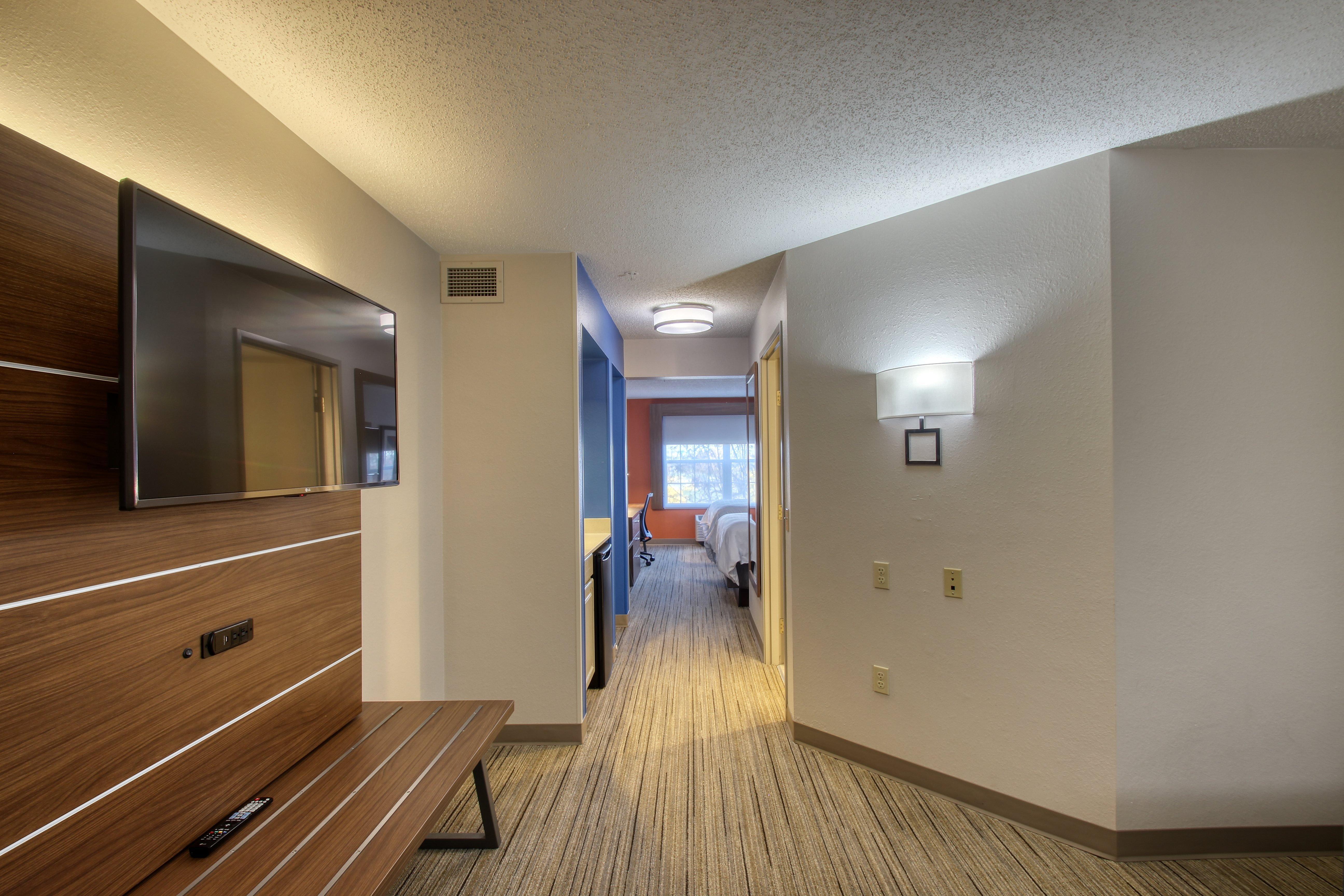 Holiday Inn Express Hotel & Suites Oshkosh - State Route 41 By Ihg Eksteriør bilde