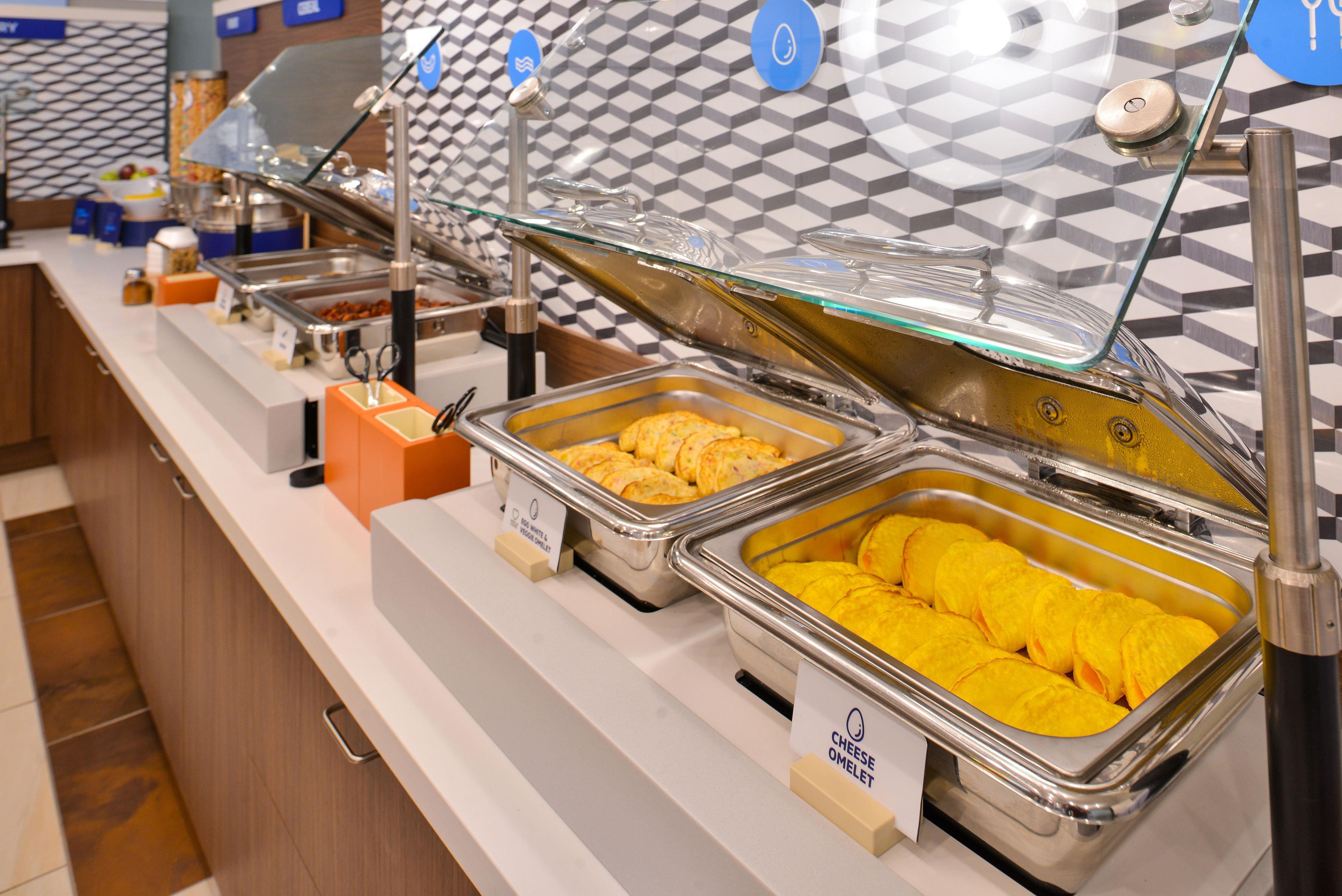 Holiday Inn Express Hotel & Suites Oshkosh - State Route 41 By Ihg Eksteriør bilde